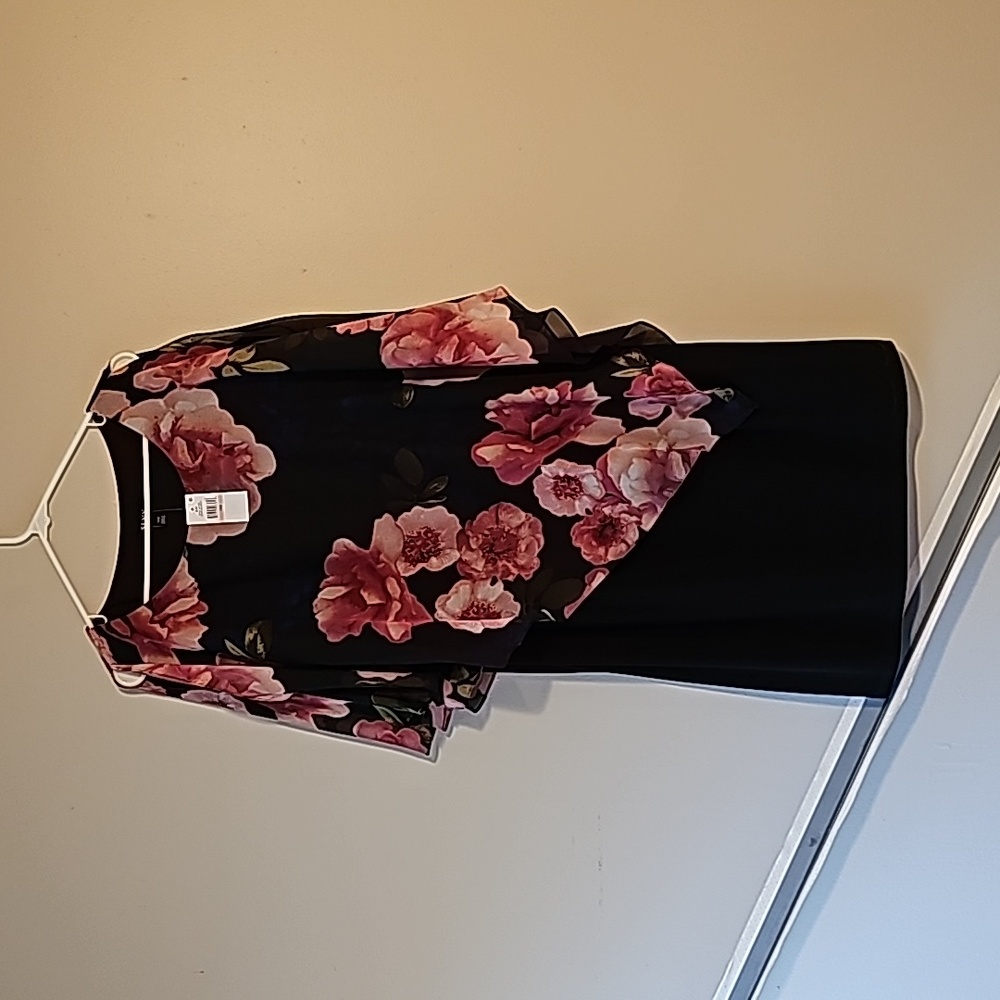 Beautiful Flower Cold Shoulder Dress